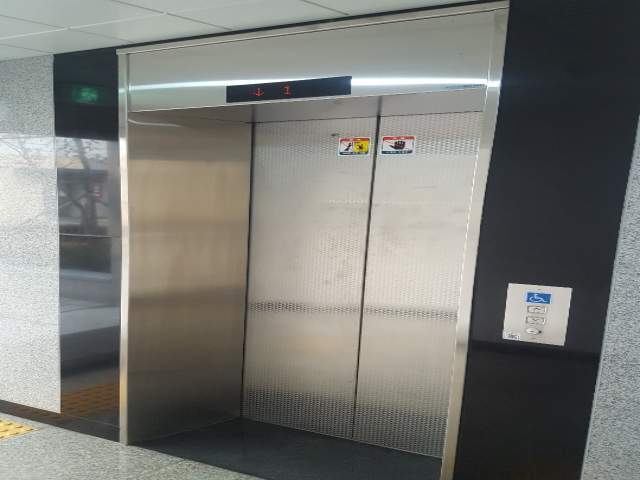 20220900045305